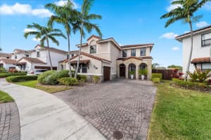 984 Nw 104th Ave, Miami