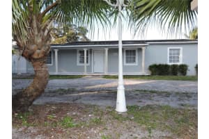 551 E 39th St 1, Hialeah