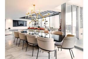 851 Ne 1st Ave 4811, Miami