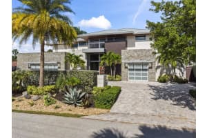 2809 Ne 24th Place, Fort Lauderdale