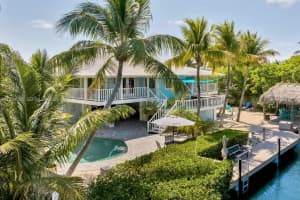 835 70th Street Gulf, Marathon