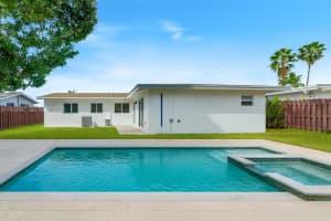 1520 Ne 14th Ter ., Fort Lauderdale