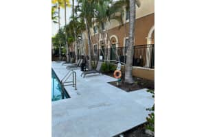 2891 Ne 185th St 1006, Aventura
