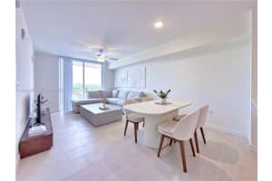 11239 Nw 4th Ter B1.3, Sweetwater