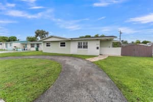 20112 Nw 12th Ct, Miami Gardens