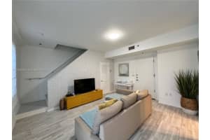 1614 Pennsylvania Ave 2i, Miami Beach