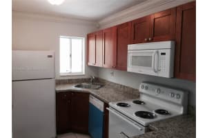 2780 W 76th St 205, Hialeah