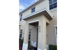 493 Ne 4th St, Florida City