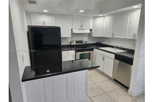 4479 Oak Terrace Dr 4479, Green Acres