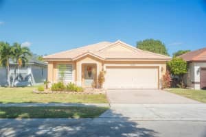 20875 Nw 20th St, Pembroke Pines