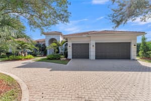 13890 Sw 41st St, Davie