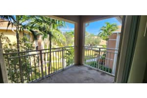 6505 Emerald Dunes Dr 307 Plus Garage, West Palm Beach