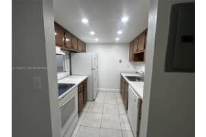 14311 N Kendall Dr 103a, Miami