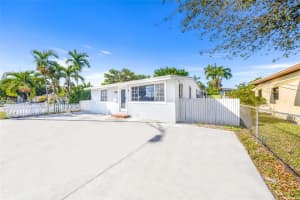 4660 E 4th Ave, Hialeah