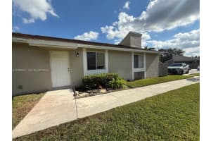 15749 Ne Woodgate Ct A, Sunrise