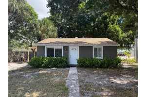 1299 Ne 40th Ct 1299, Oakland Park