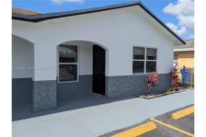 7610 Sw 10th St 1, North Lauderdale