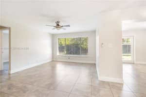 8172 Nw 67th Ave Na, Tamarac 8172 Nw 67th Ave Na, Tamarac