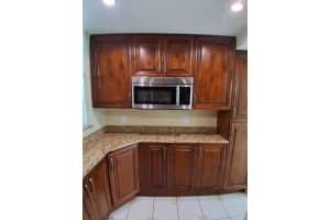 2905 Point East Dr L302, Aventura 2905 Point East Dr L302, Aventura