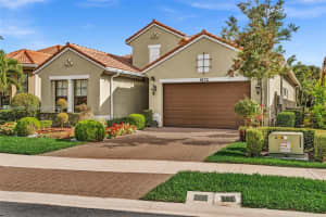 9172 E Leon Cir E, Parkland