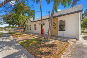 601 Sw 1st St, Hallandale Beach