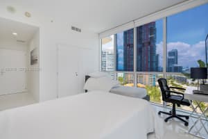 50 S Pointe Dr 1506, Miami Beach