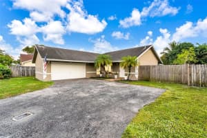 10380 Sw 49th Pl, Cooper City 10380 Sw 49th Pl, Cooper City