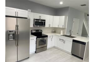 1861 Salerno Cir 1861, Weston