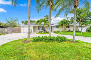 251 Se 8th St ., Pompano Beach 251 Se 8th St ., Pompano Beach