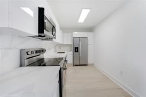 401 69th St 613, Miami Beach