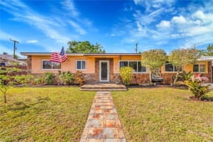 4110 W 7th Ln, Hialeah