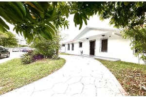 598 Sw 121st Ave, Miami