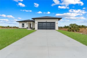 837 Colyer St E, Lehigh Acres