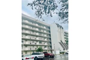 3100 W Rolling Hills Cir 310, Davie