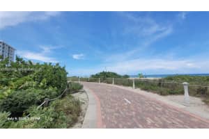 335 Ocean Dr 215, Miami Beach