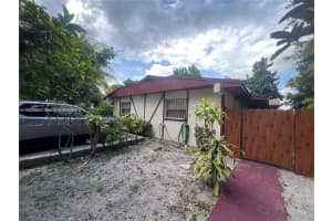 1581 Ne 117 St, Miami