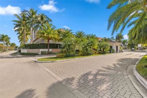 21216 Harbor Way 158-15, Aventura