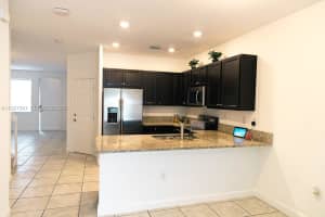 3434 W 104th Ter, Hialeah