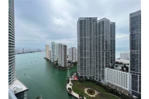 200 Biscayne Boulevard Way 3106, Miami