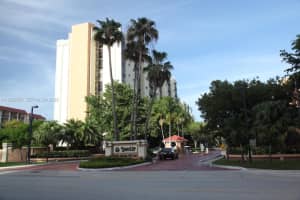 17021 N Bay Rd 517, Sunny Isles Beach