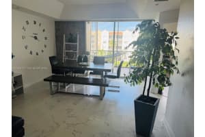 10700 Nw 66th St 414, Doral