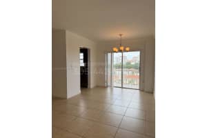 22 Salamanca Ave 502, Coral Gables