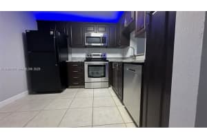 6301 N University Dr 219, Tamarac