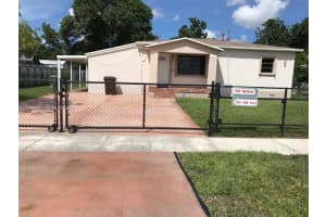 85 W 55th St Effici, Hialeah 85 W 55th St Effici, Hialeah