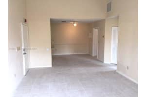 18324 Nw 68 H, Hialeah