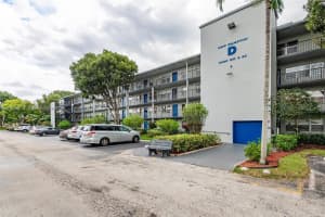 13450 Sw 3rd St 306d, Pembroke Pines