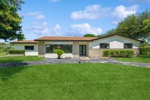 7001 Sw 126th St, Pinecrest