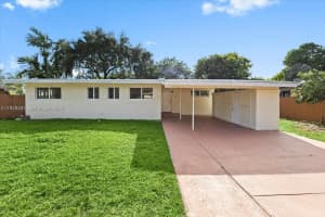 140 Nw 198th St, Miami Gardens