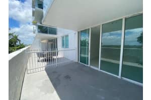 1861 Nw S River Dr 702, Miami