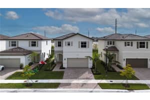 2498 Se 25th Ct, Homestead